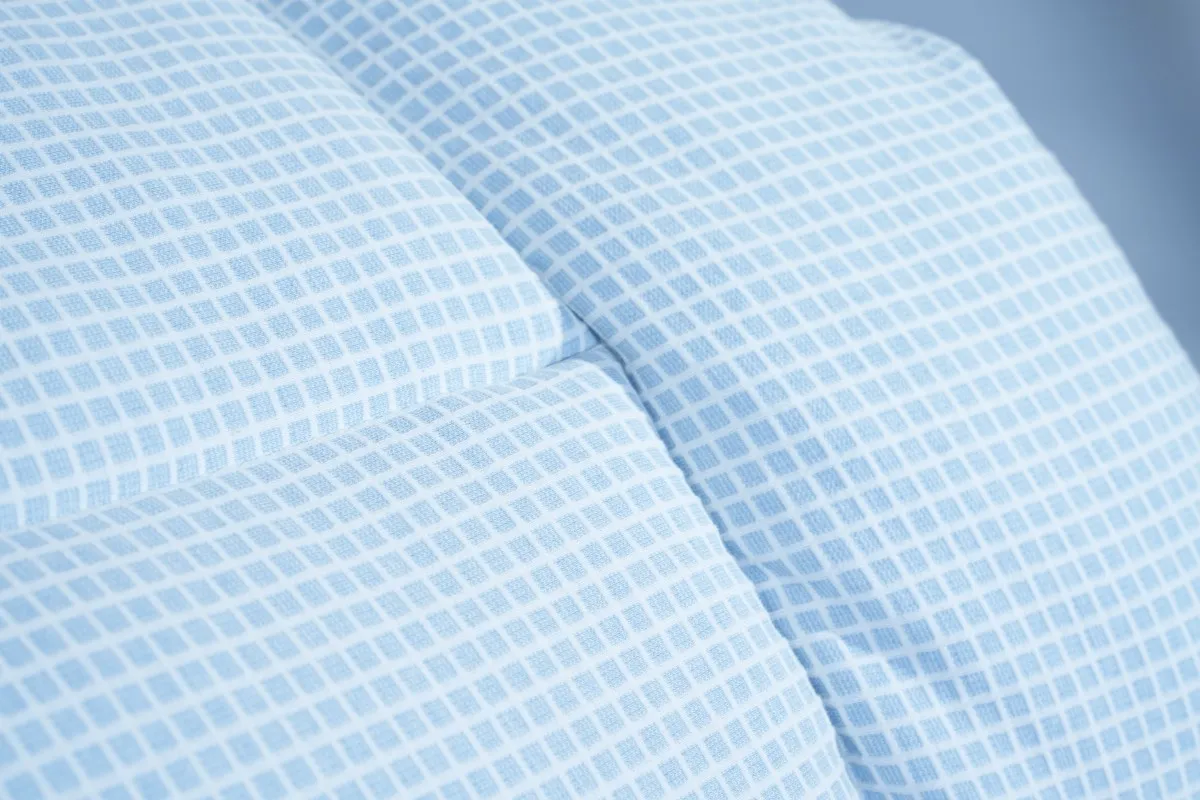 100% Cotton Waffle & Crystal Velvet Winter Comforter - Image 4